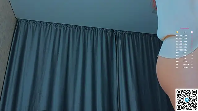 Snapshot of GildedKitten chatting on September 29, 8:36 pm GildedKitten online show from September 29, 8:36 pm