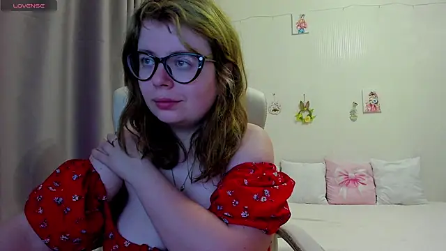 MilisaSweet777 online show from April 10, 7:31 pm