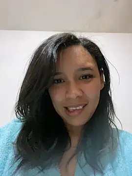 Esmeraldagh  online show from September 14, 2:59 pm