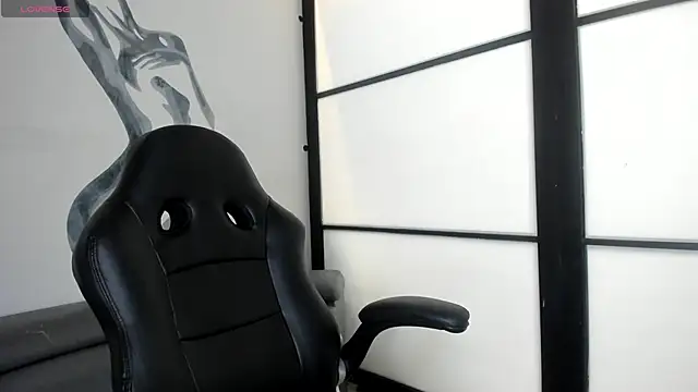 Snapshot of AlanRed_ chatting on September 26, 4:32 am AlanRed  online show from September 26, 4:32 am