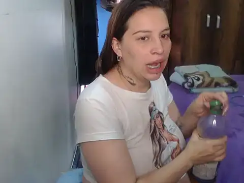 cloequeen15 online show from March 9, 3:37 pm