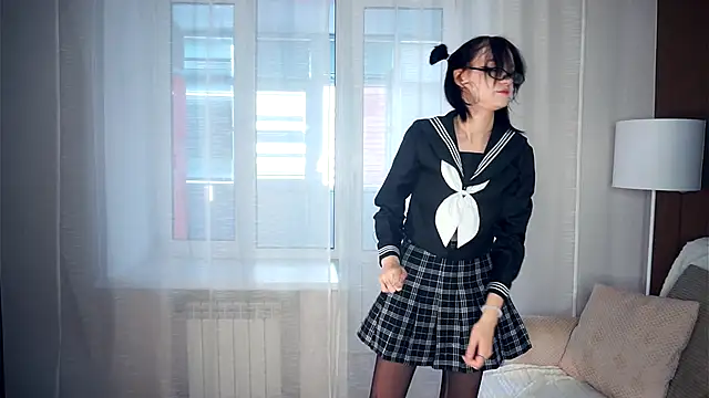 MalvinaKroening online show from October 5, 8:30 am