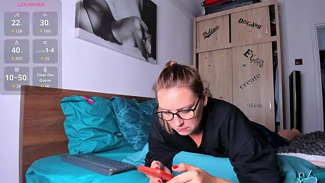misskimy  online show from September 11, 6:08 pm