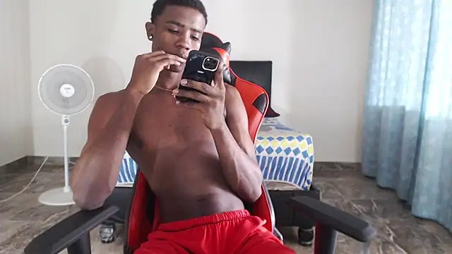 hotblacks07 online show from September 22, 8:29 pm