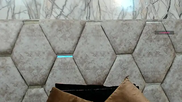 Snapshot of EXOTIC_EBONY_ chatting on October 18, 7:26 pm EXOTIC EBONY  online show from October 18, 7:26 pm