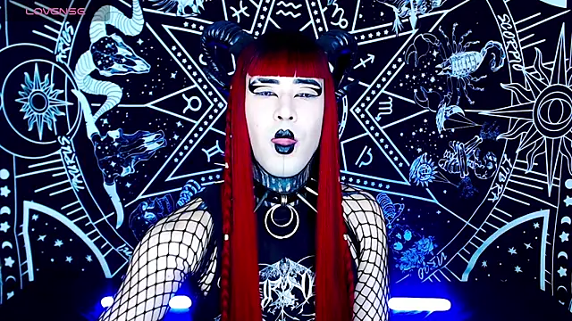 naomi satan online show from September 27, 1:13 am