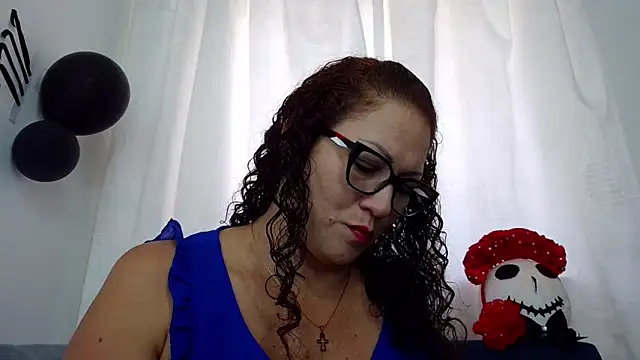 TifanyQueen  online show from October 25, 3:41 pm