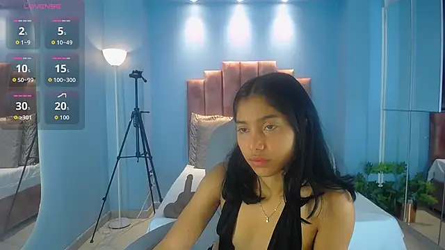 Milaa Star  online show from February 18, 3:27 am