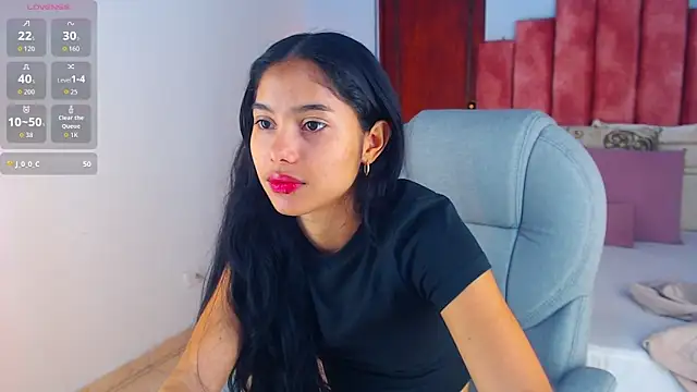 Milaa Star  online show from October 18, 4:15 am