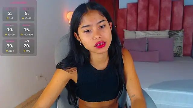 Milaa Star  online show from October 23, 4:07 am