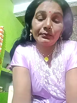 ZIVAA online show from January 10, 7:40 pm