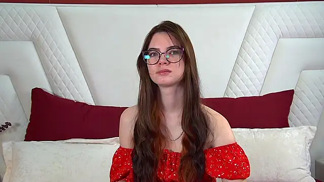 Snapshot of MelissaMays chatting on October 5, 6:24 pm MelissaMays online show from October 5, 6:24 pm