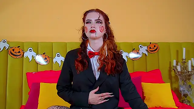 Snapshot of MelissaMays chatting on October 31, 6:45 pm MelissaMays online show from October 31, 6:45 pm