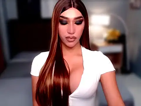 MystiqueQueen online show from March 23, 8:42 am