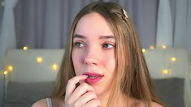 KarriBrownd online show from January 14, 1:10 am