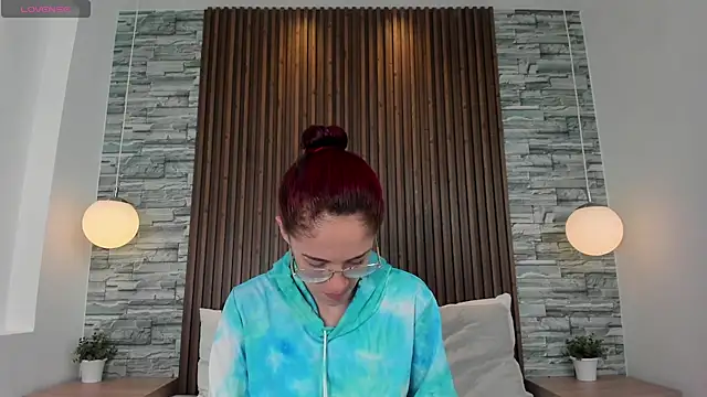 melodyvega0591 online show from October 17, 12:41 pm