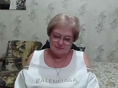 Snapshot of Renata62011 chatting on October 4, 7:29 pm Renata62011 online show from October 4, 7:29 pm