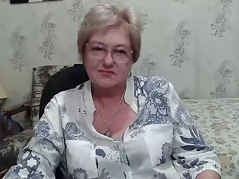 Snapshot of Renata62011 chatting on September 24, 5:12 pm Renata62011 online show from September 24, 5:12 pm