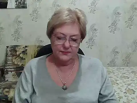 Snapshot of Renata62011 chatting on September 27, 6:26 pm Renata62011 online show from September 27, 6:26 pm