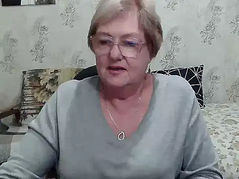 Snapshot of Renata62011 chatting on September 18, 4:16 pm Renata62011 online show from September 18, 4:16 pm