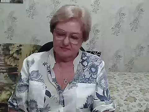 Snapshot of Renata62011 chatting on October 24, 4:36 pm Renata62011 online show from October 24, 4:36 pm