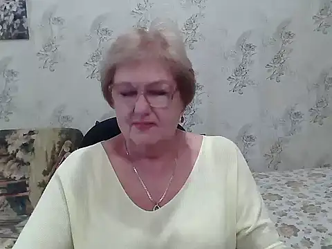 Snapshot of Renata62011 chatting on October 7, 11:47 am Renata62011 online show from October 7, 11:47 am