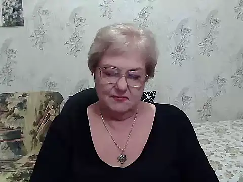 Snapshot of Renata62011 chatting on October 18, 3:59 pm Renata62011 online show from October 18, 3:59 pm