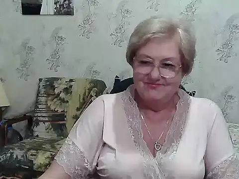 Snapshot of Renata62011 chatting on October 3, 7:19 pm Renata62011 online show from October 3, 7:19 pm