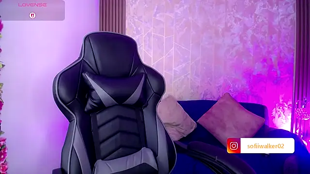 SophiaWalker 1 online show from September 20, 1:31 pm