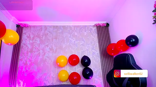 SophiaWalker 1 online show from September 25, 1:10 pm