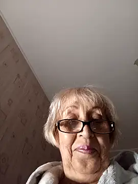 Snapshot of Anatolia5961 chatting on October 23, 3:07 pm Anatolia5961 online show from October 23, 3:07 pm