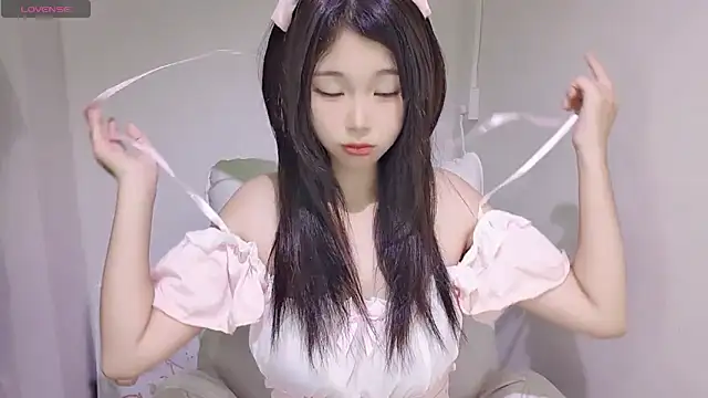 Snapshot of 9aunatiis chatting on October 4, 6:45 pm 9aunatiis online show from October 4, 6:45 pm