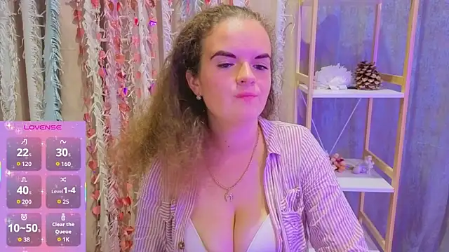 Luisa Rosee online show from October 9, 8:02 pm