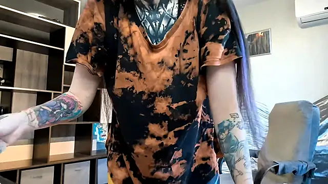 Snapshot of HighelikeGirl chatting on September 24, 2:16 pm HighelikeGirl online show from September 24, 2:16 pm