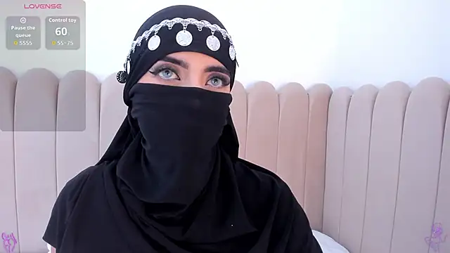 Jasmin hamdan online show from January 13, 8:35 pm