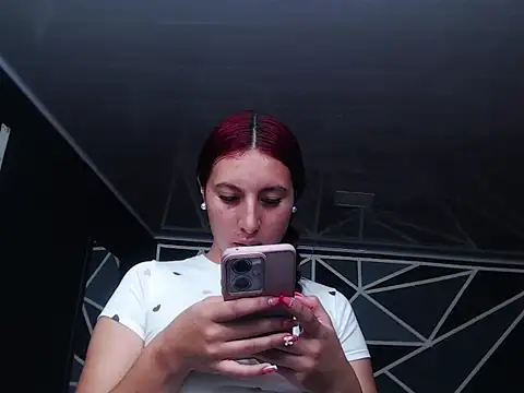 kattypurple online show from September 18, 3:10 pm