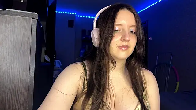 Snapshot of LauretteRagar chatting on October 9, 6:56 pm LauretteRagar online show from October 9, 6:56 pm