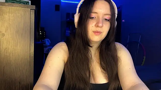 Snapshot of LauretteRagar chatting on October 7, 6:34 pm LauretteRagar online show from October 7, 6:34 pm