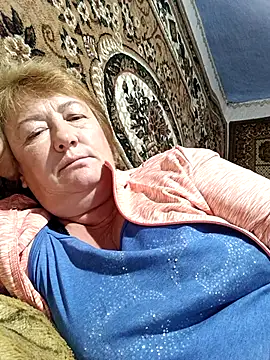 Snapshot of NikaLove49011 chatting on September 25, 3:55 pm NikaLove49011 online show from September 25, 3:55 pm