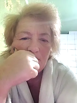 Snapshot of NikaLove49011 chatting on October 25, 4:09 am NikaLove49011 online show from October 25, 4:09 am