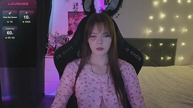 Luna Navy online show from February 4, 12:19 pm