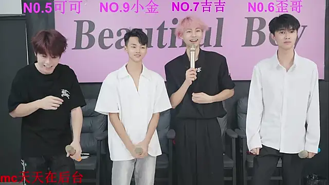 Beautifulboys-777 online show from October 1, 11:48 am