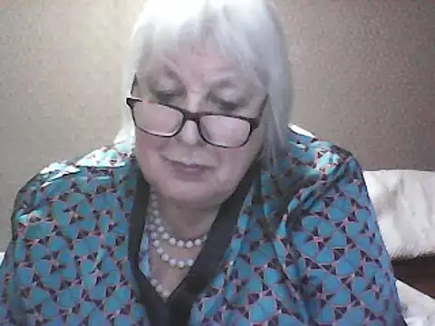 Alexia64231 online show from September 19, 4:39 pm