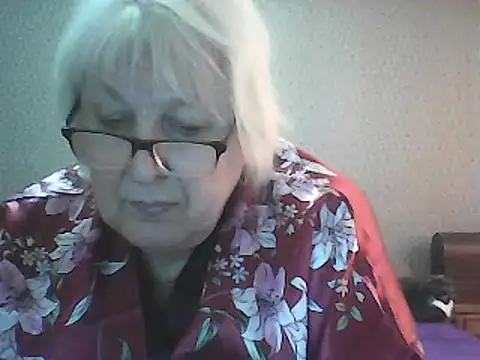 Alexia64231 online show from October 19, 6:48 am