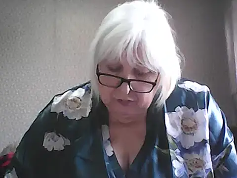 Alexia64231 online show from March 4, 7:26 am