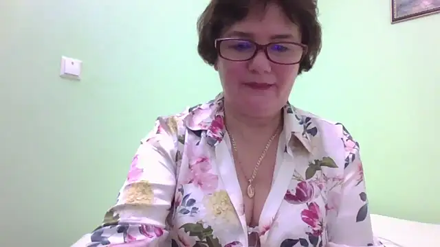 Snapshot of Galina56301 chatting on November 1, 6:01 pm Galina56301 online show from November 1, 6:01 pm