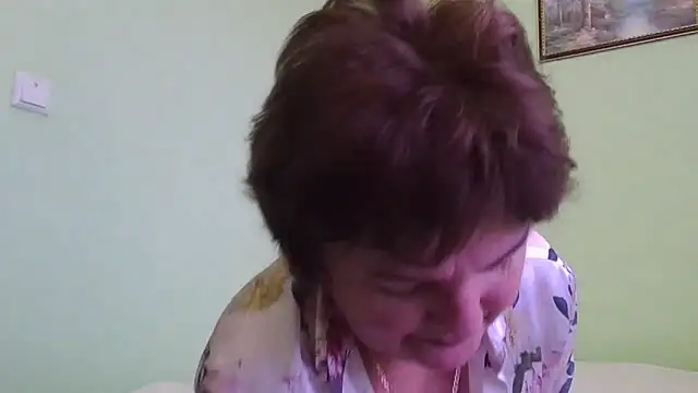 Snapshot of Galina56301 chatting on October 25, 12:24 pm Galina56301 online show from October 25, 12:24 pm