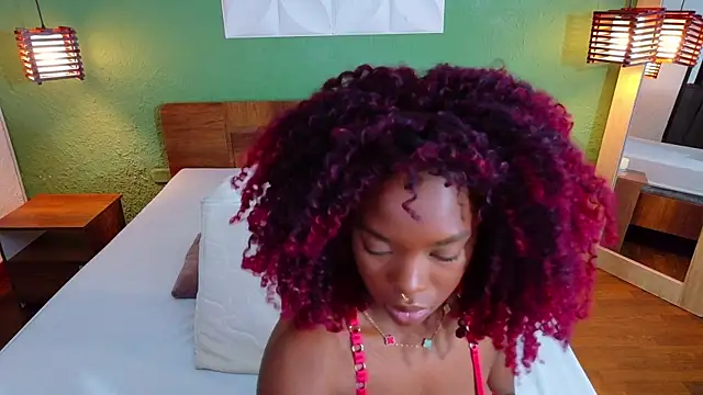 Chocolatte dreams online show from October 30, 1:12 pm