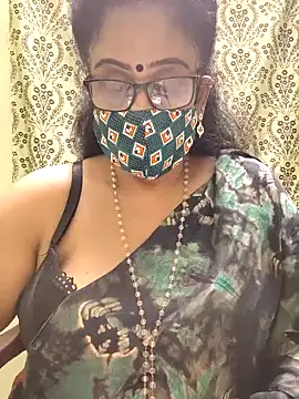 Snapshot of sweet-lotus chatting on October 7, 5:28 pm sweet-lotus online show from October 7, 5:28 pm