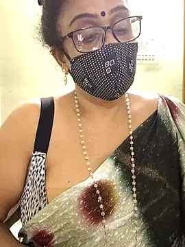 Snapshot of sweet-lotus chatting on October 3, 4:56 pm sweet-lotus online show from October 3, 4:56 pm